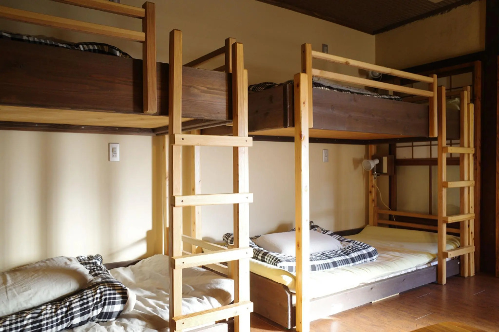 Economy Quadruple room
