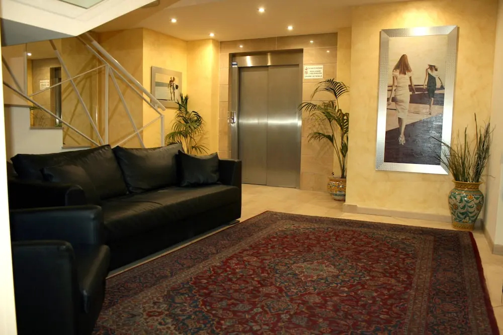 Hotel photo 11