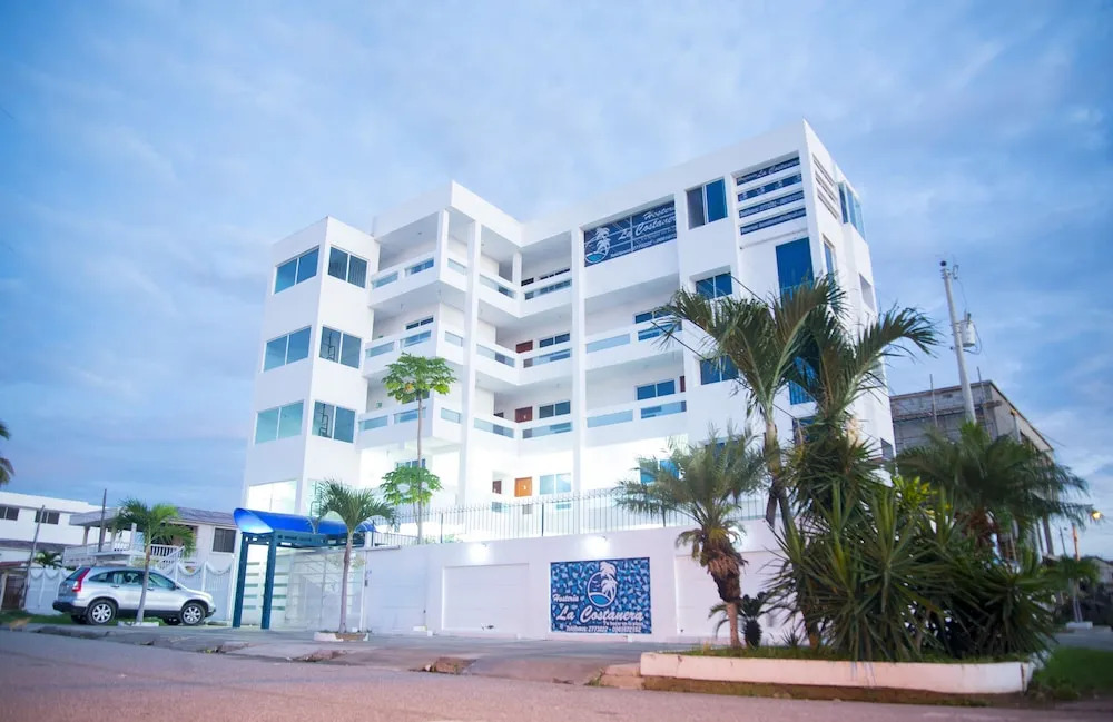 Hosteria La Costanera