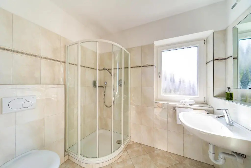 Deluxe Double room with balcony and with sea view (full double bed)