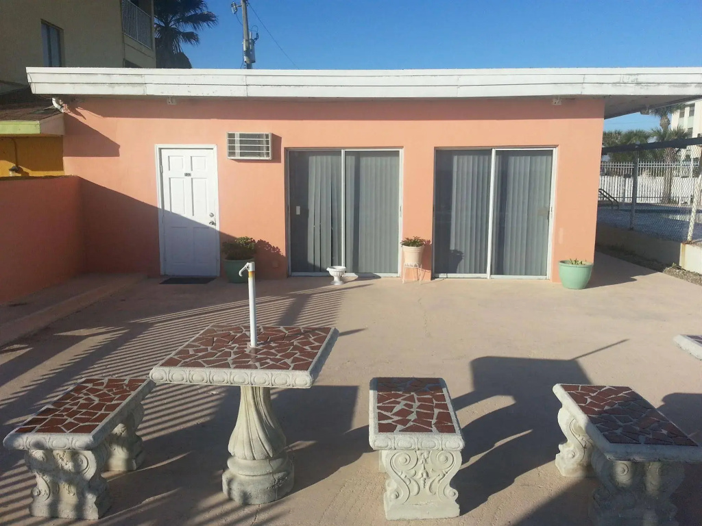 Bleu Beach Resort
