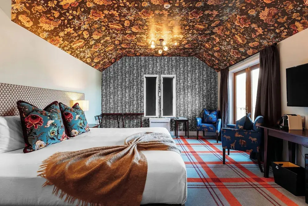 Junior Suite with balcony