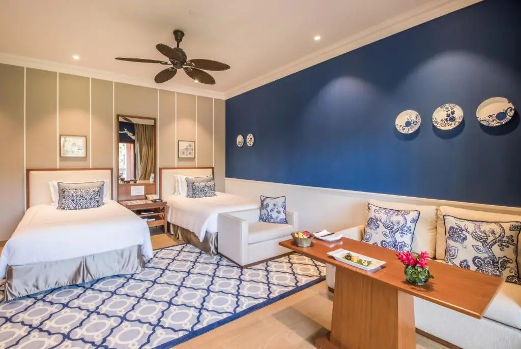 Premium Twin Villa Room with garden view (twin beds)