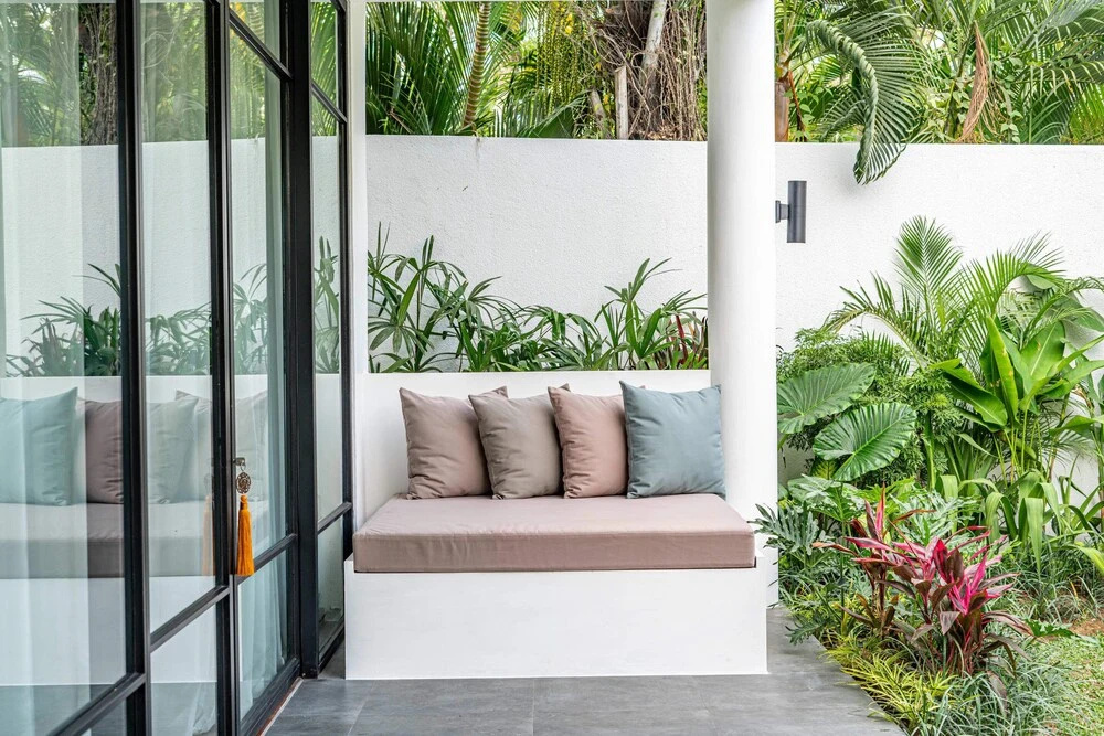 Contemporary Private Villa, 4 BR, Canggu With Staff