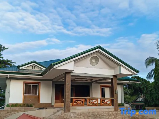 Mckinley Grand Marina Hotel And Resort