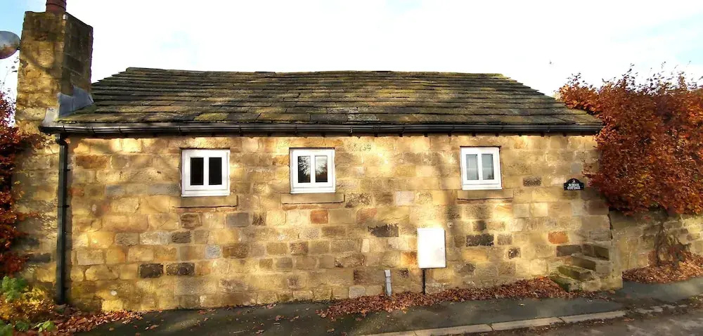 Country School Cottage near Harwood