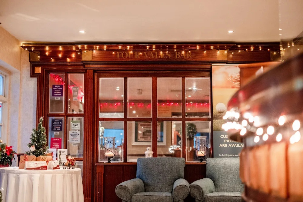 Lobby & Reception