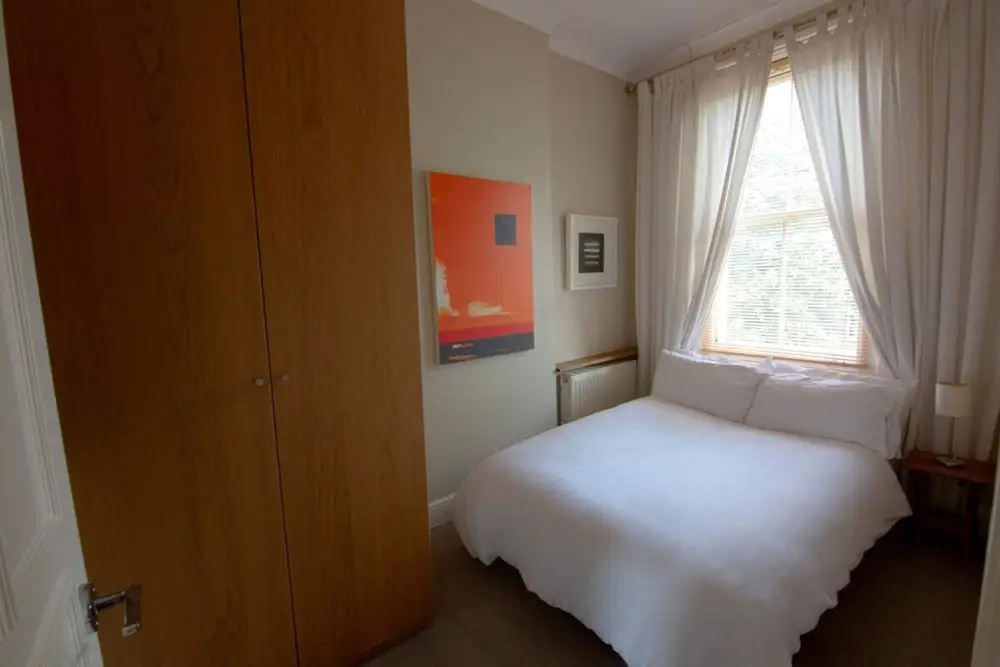 2 Bedroom Flat Near Camden Square