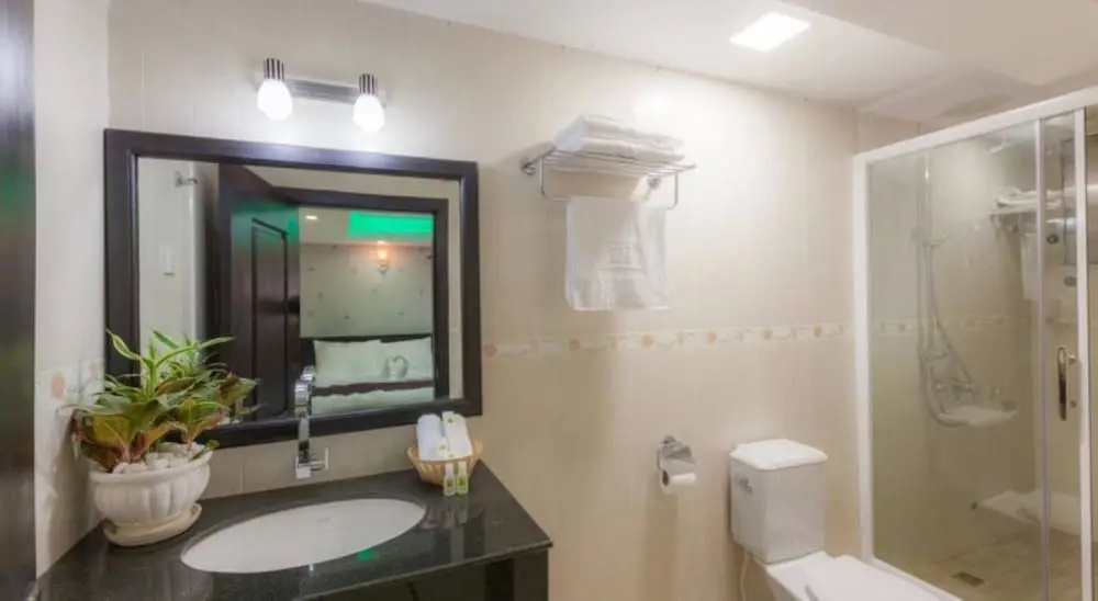 Seventh Heaven Hotel and High Bar - Chambres