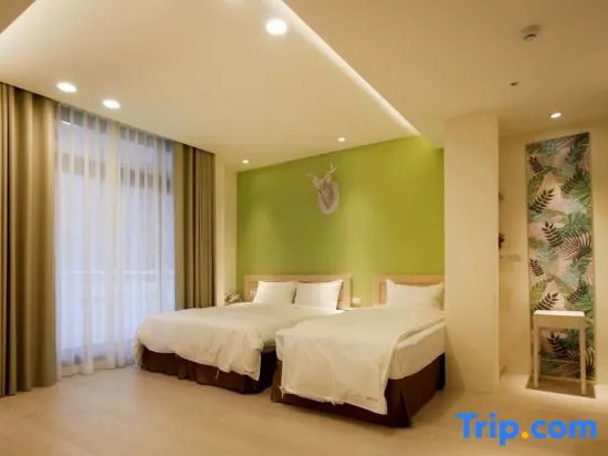 Deluxe Triple room with balcony