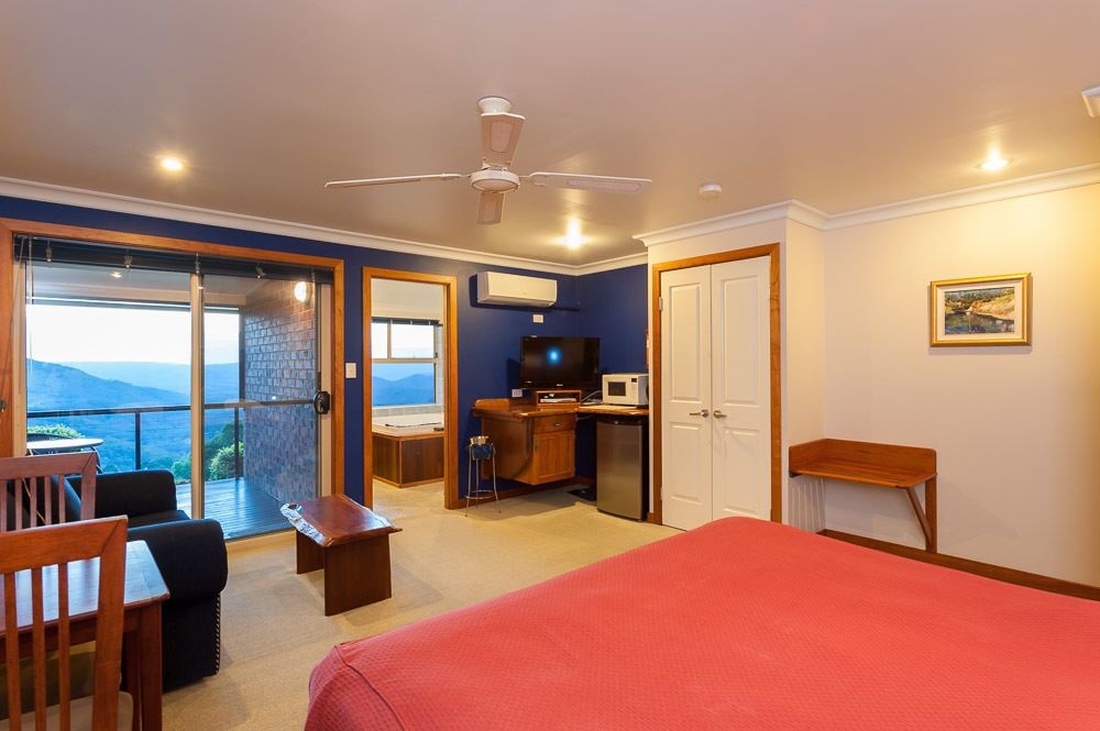 Artisan Spa Views B&B and Cottage — 2