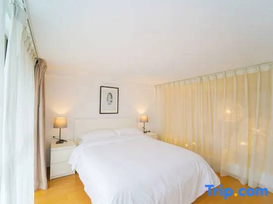 1 Bedroom Deluxe Duplex Suite