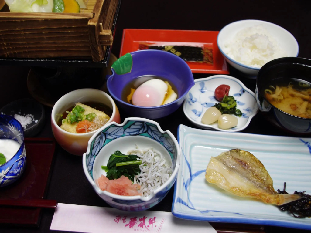Food & Beverage