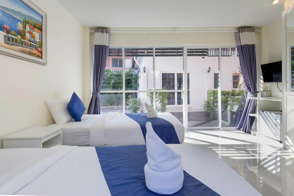 Standard Double room (twin beds)