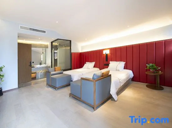 Standard room with balcony