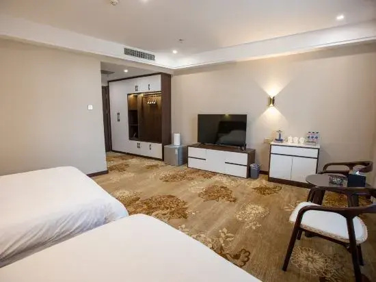 Baicheng Hotel photo 4