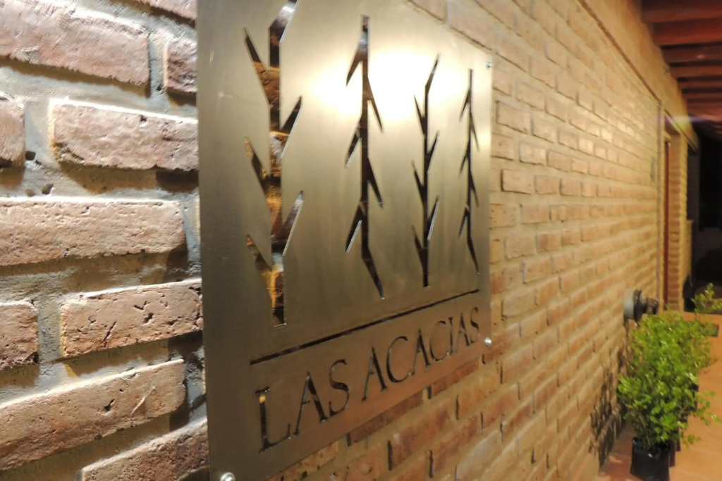 Las Acacias