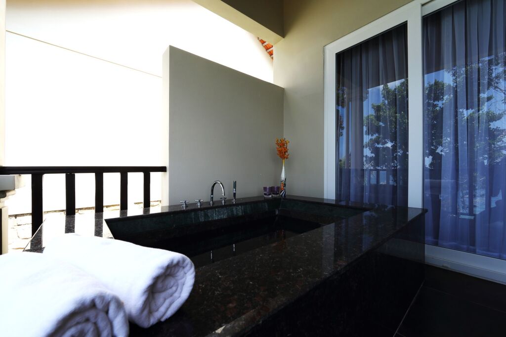 Sea Sense Resort
