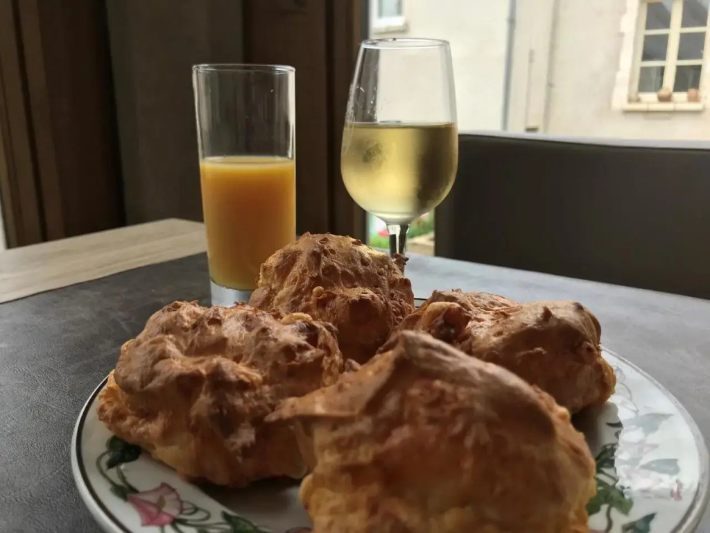 Food & Beverage