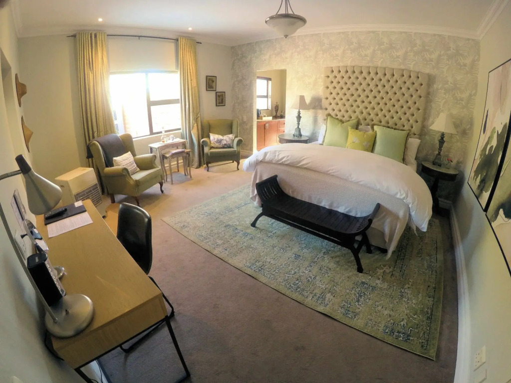 58 On Hume - фото 2