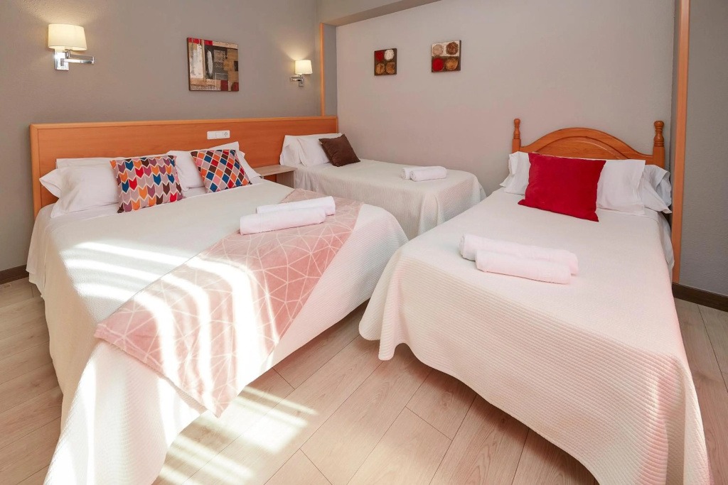 Hotel Sánchez — 5