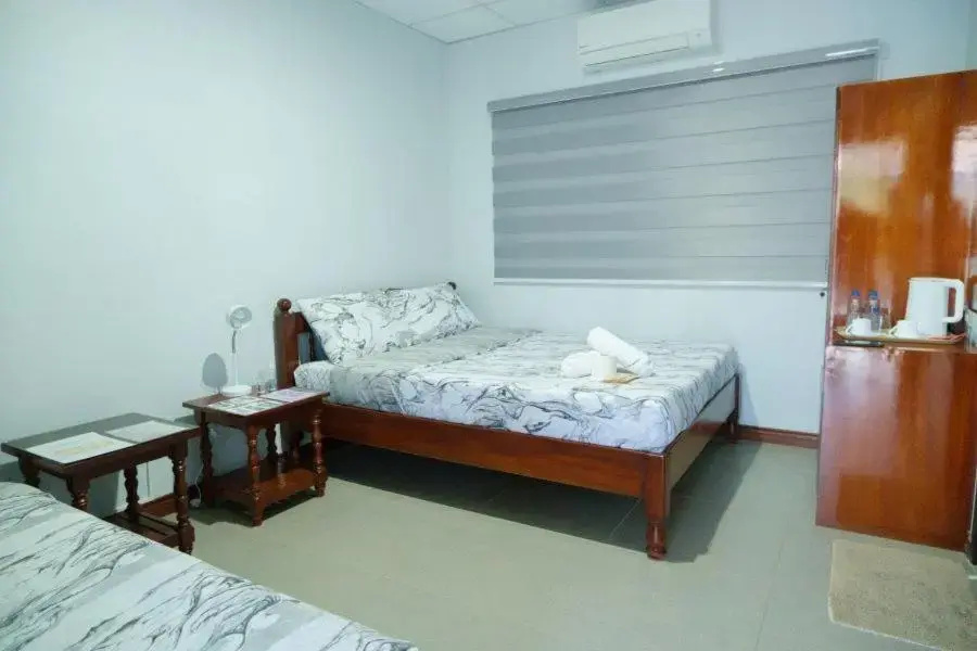 Deluxe Suite