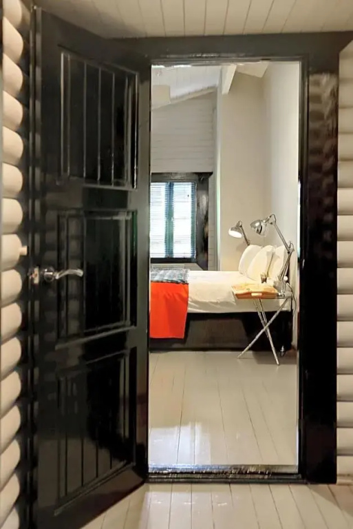 3 Bedrooms Apartment