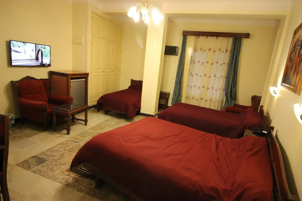 Hotel photo 2