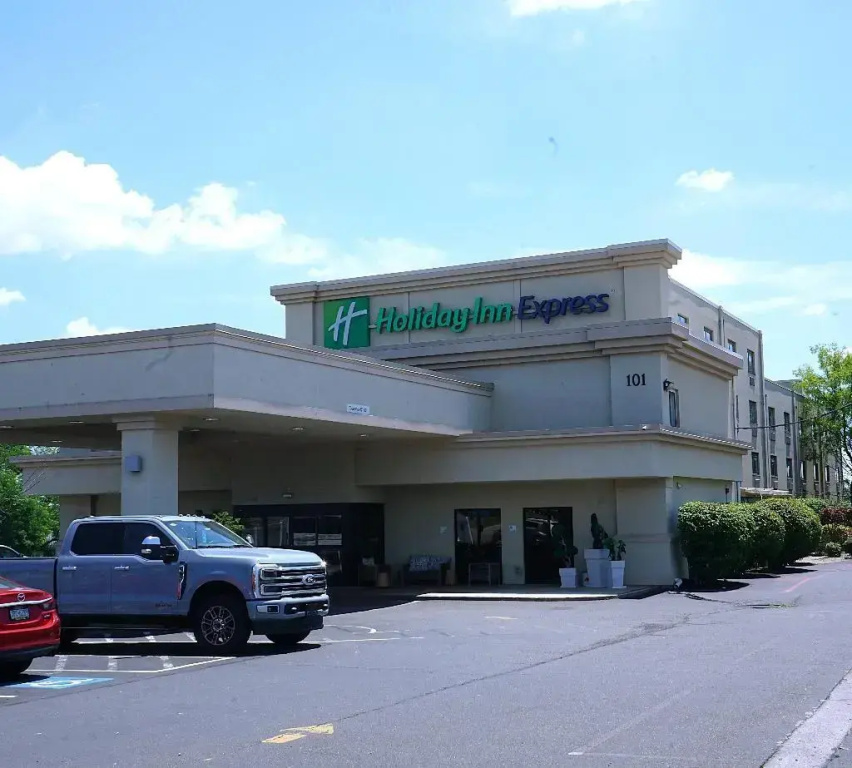Harbor Pointe Inn PHL Airport