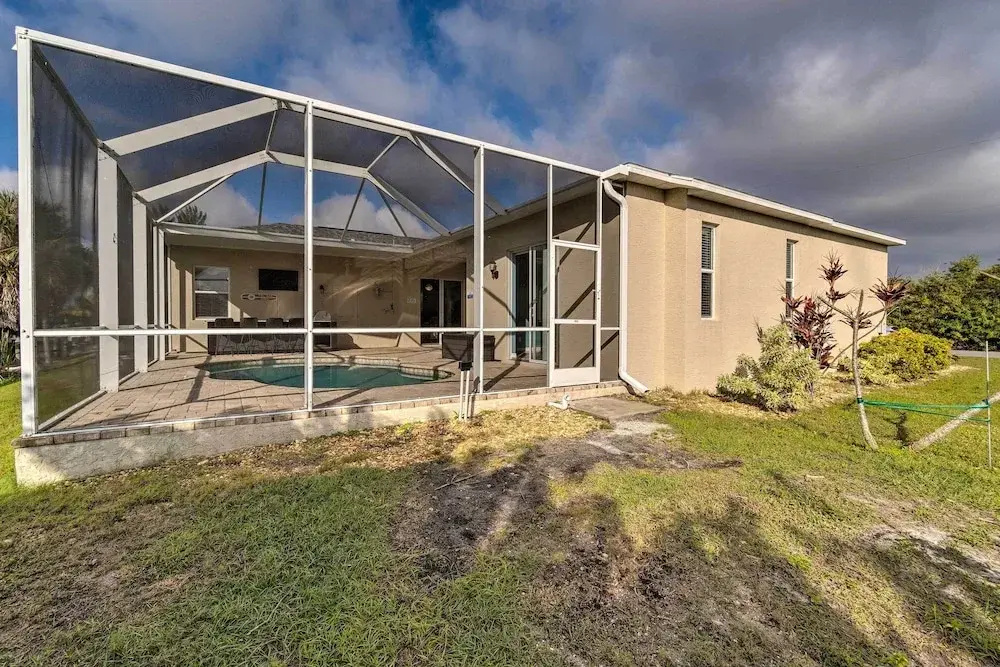 Port Charlotte Canalfront Home w/ Pool & Dry Bar!