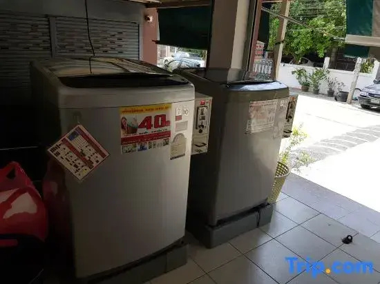 W. House for group, Cozy Loft near Suvarnabhumi Airport