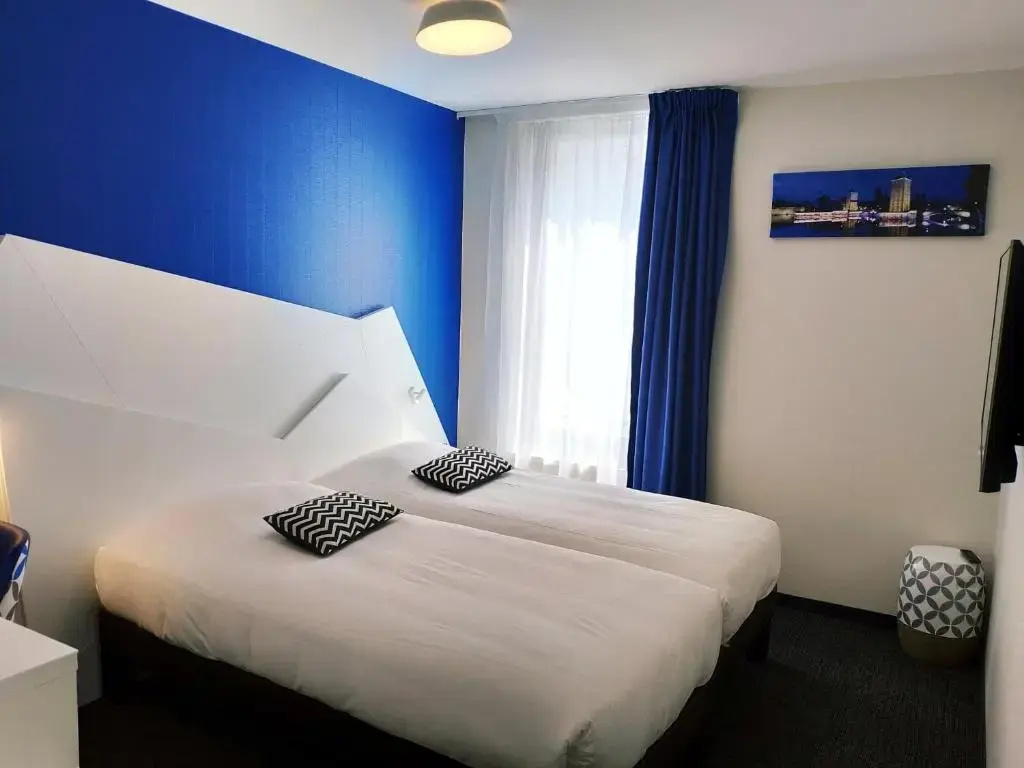 Standard Double room (twin beds)