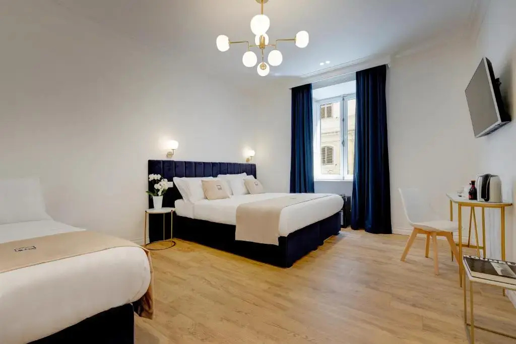 Superior Triple room