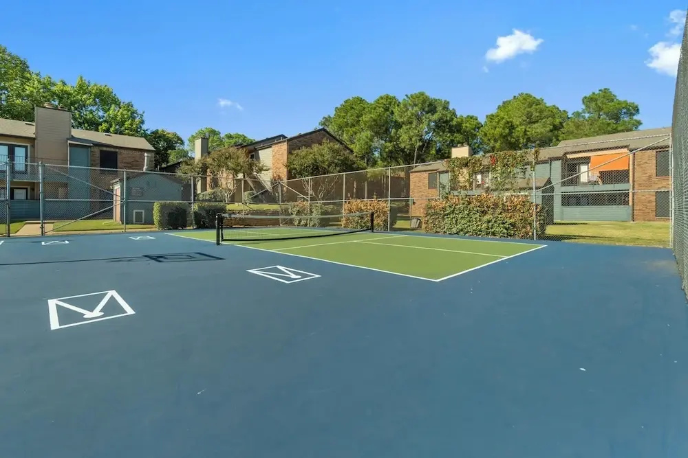 Landing Apartments near Southridge