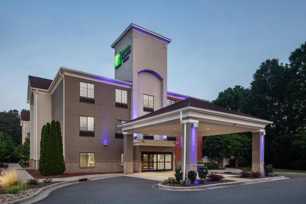 Holiday Inn Express & Suites Albermarle by IHG