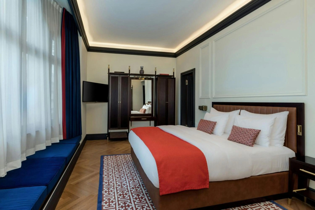 Отель LUME Boutique Hotel, Autograph Collection в Франкфурт-на-Майне