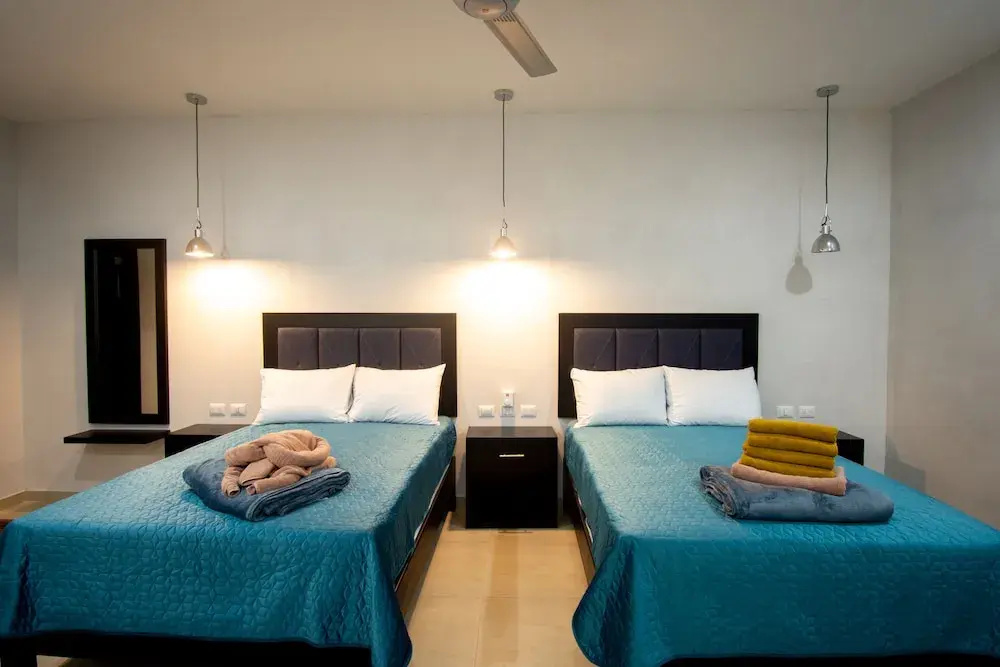 Superior Quadruple room with pool view