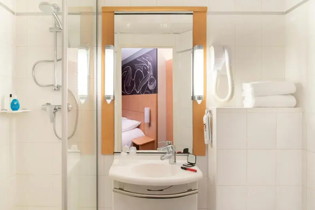 ibis Paris Gare de Lyon Diderot 12th 51