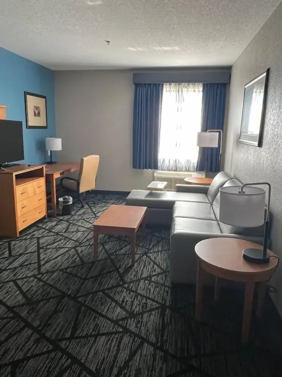 La Quinta Inn & Suites by Wyndham Alvarado - Chambres