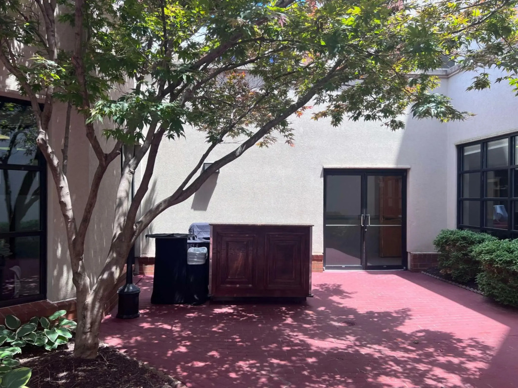 DoubleTree by Hilton Hotel Bloomington - фото 30