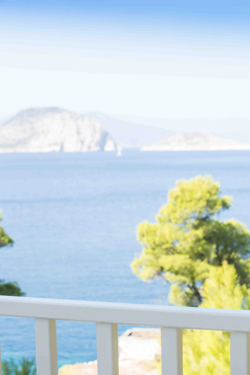 Superior Double room with sea view (full double bed)