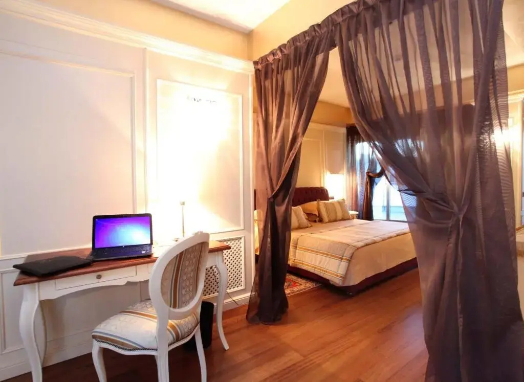Suite
