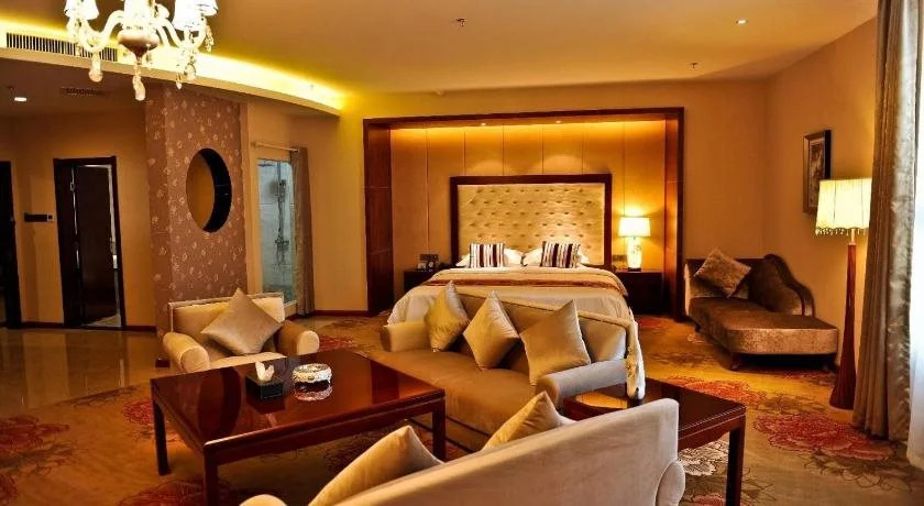 Donghu Mingzhu Hotel — фото 2