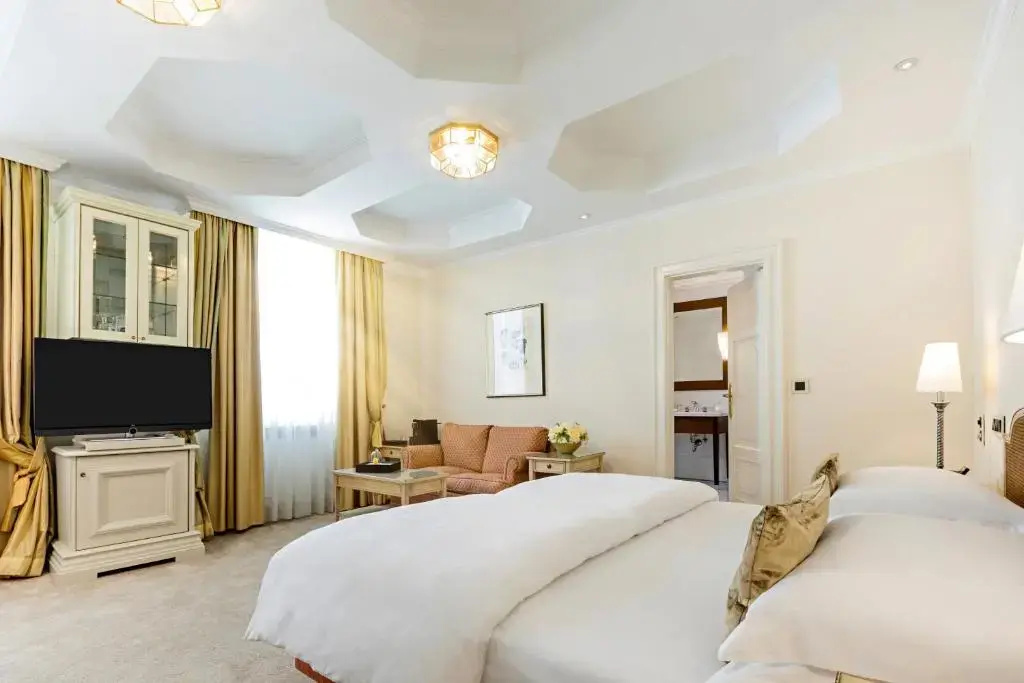 Excelsior Hotel Ernst am Dom - Chambres