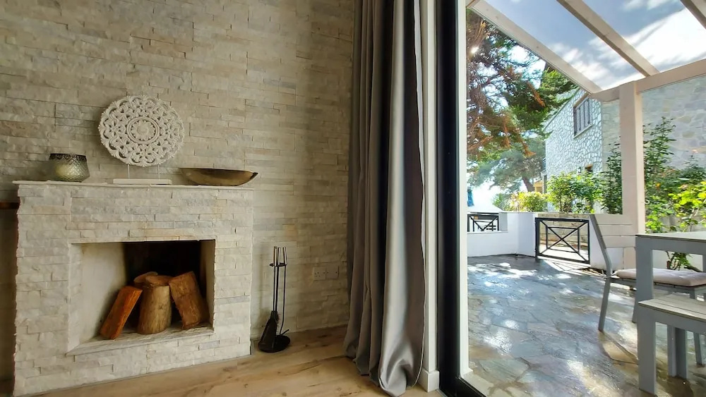 Phaedrus Living Maisonette Platres