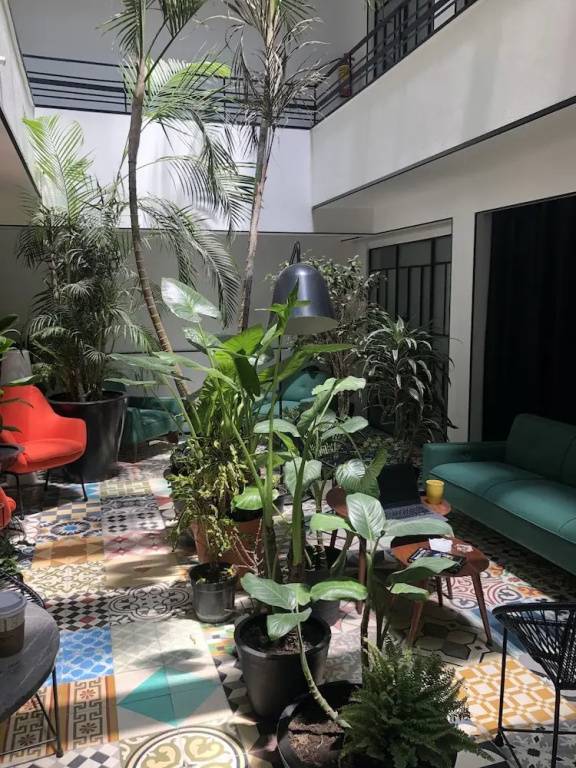 Economy room