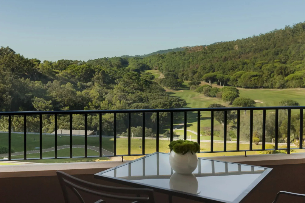 Balcony & Terrace