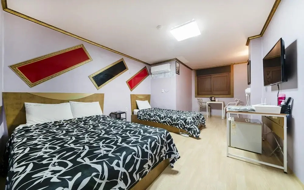 Hotel photo 11