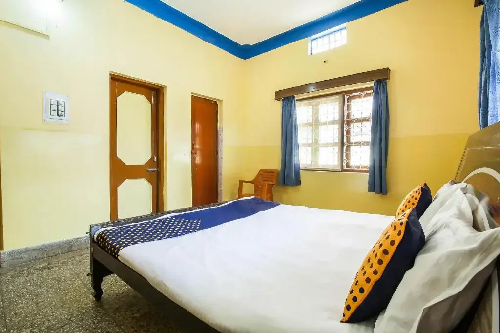 Cherish Guest House by OYO Rooms