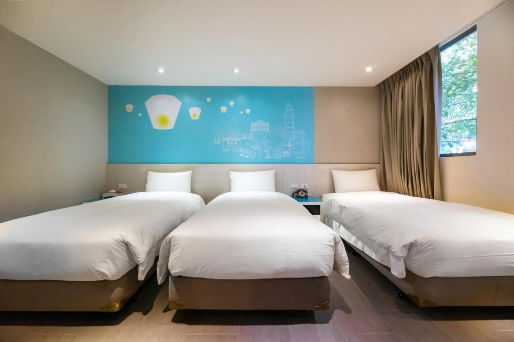 YOUR Hotel - Général